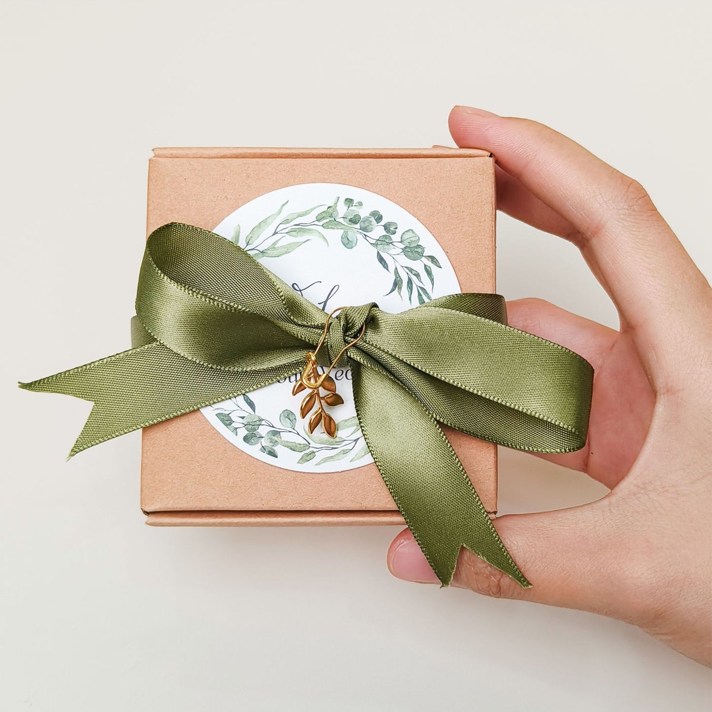 Thuvin Floral Scented Candles Wedding Favors – 10 Pack
