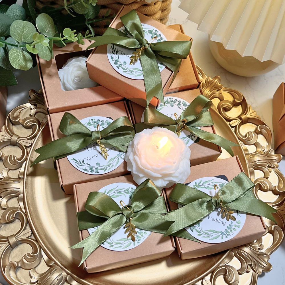 Floral scented candle wedding favors in gift boxes